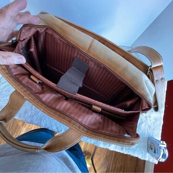 CLAIRE CHASE Genuine Leather Brown Briefcase Tan Leather Men's Bag - Picture 13 of 16